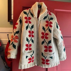 Vintage hand knit cowichan floral sweater small
